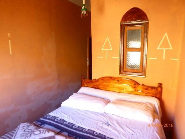 Отель Kasbah Ait Arbi Ait Ougliff Экстерьер фото